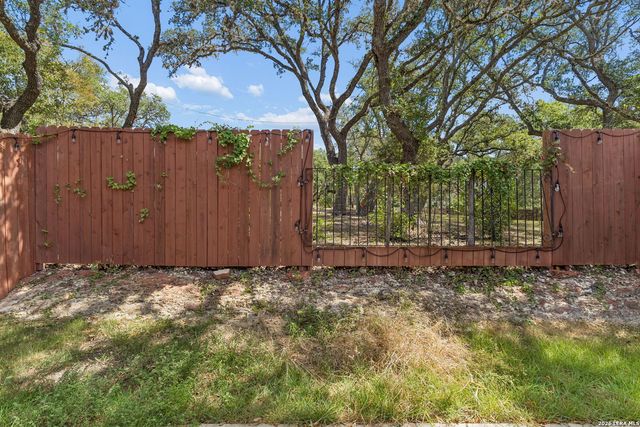 154 Magnolia Cir, Boerne, TX 78006
