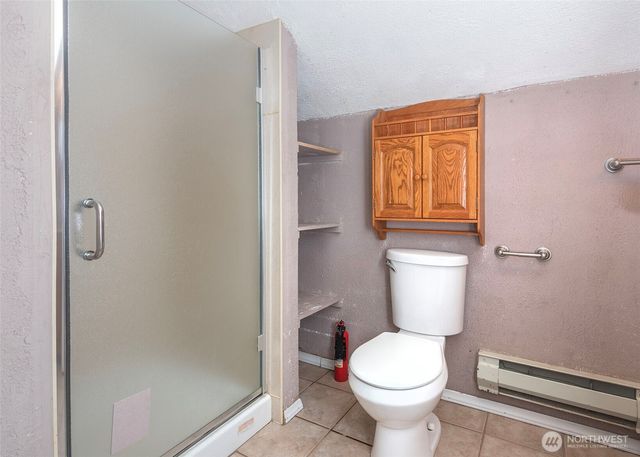 2214 N 60th Street, Seattle, WA 98103