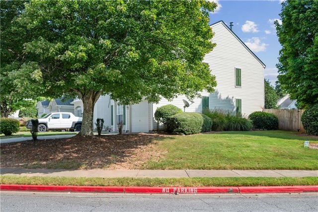 5351 Medlock Corners Drive, Peachtree Corners, GA 30092