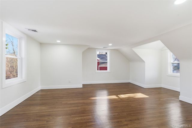 18 Maple Place, Huntington, NY 11743