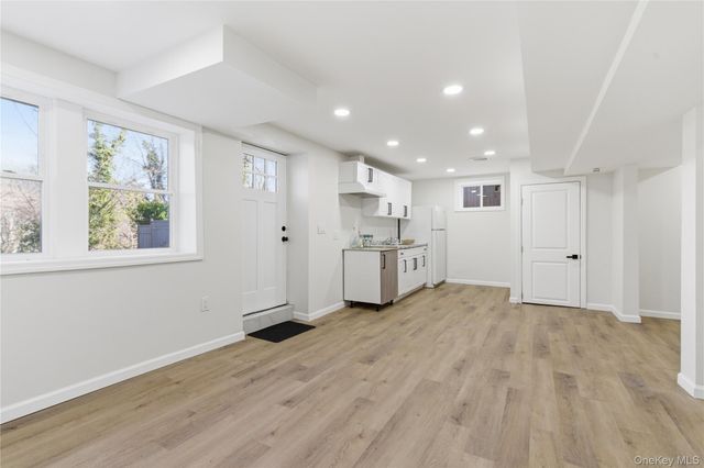 18 Maple Place, Huntington, NY 11743