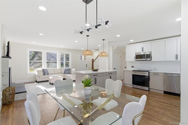 18 Maple Place, Huntington, NY 11743