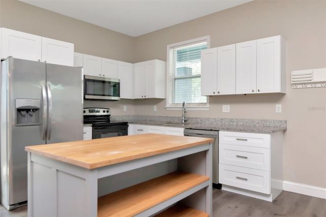 3403 N GARRISON STREET, Tampa, FL 33619