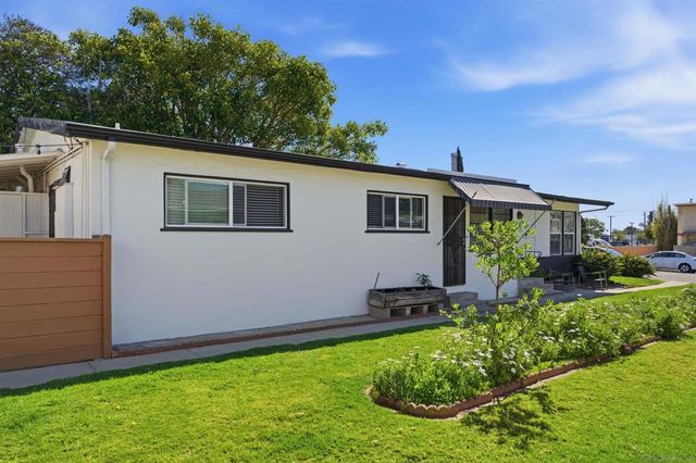 736 742 Agate Street, San Diego, CA 92109