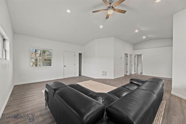 524 N M Street A, Livingston, MT 59047