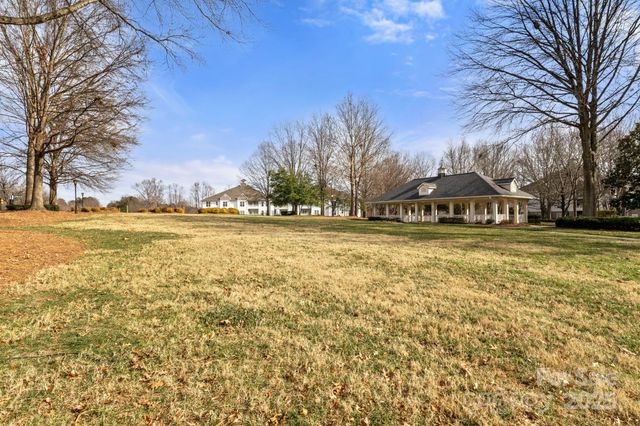 17641 Delmas Drive, Cornelius, NC 28031