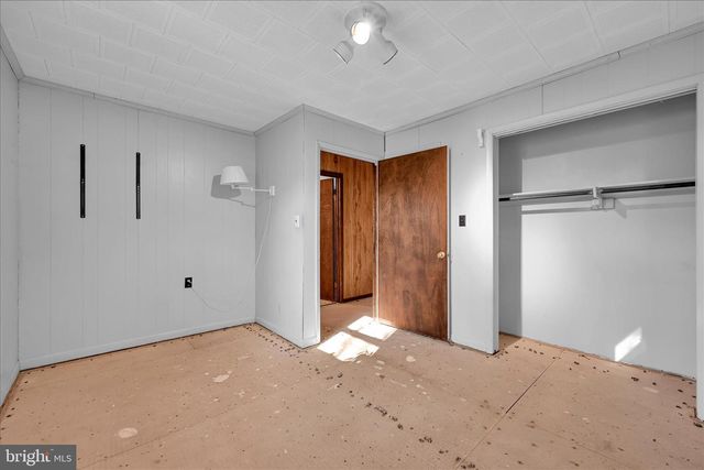 83 SILVERTOWN RD, Jonestown, PA 17038