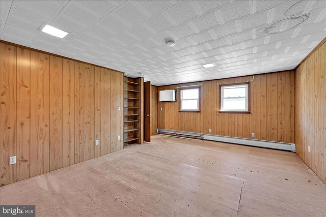 83 SILVERTOWN RD, Jonestown, PA 17038