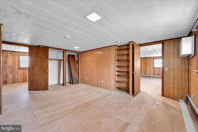 83 SILVERTOWN RD, Jonestown, PA 17038