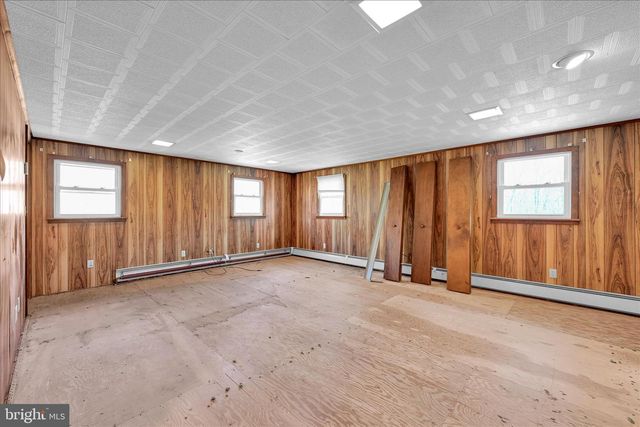 83 SILVERTOWN RD, Jonestown, PA 17038