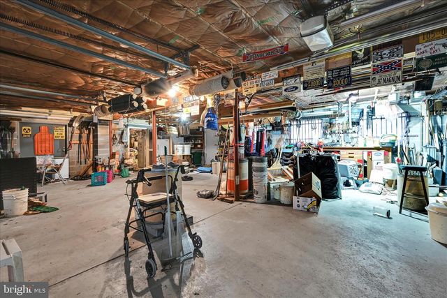 83 SILVERTOWN RD, Jonestown, PA 17038