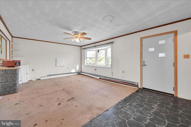 83 SILVERTOWN RD, Jonestown, PA 17038