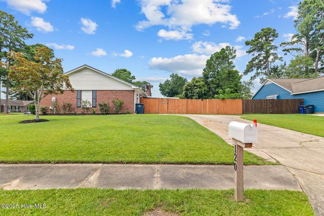 120 Silver Leaf Drive, Jacksonville, NC 28546