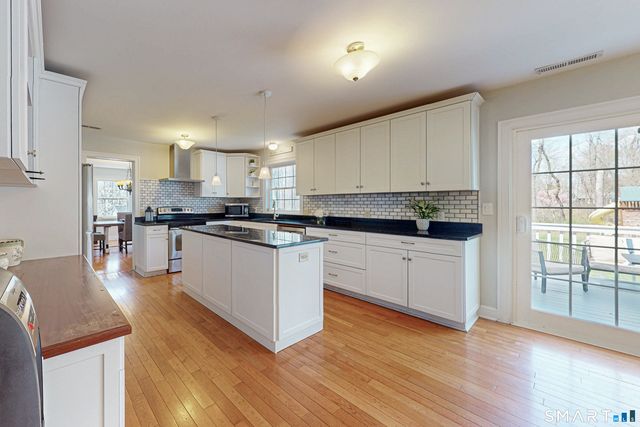 16-A Westview Trail, New Fairfield, CT 06812