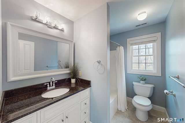 16-A Westview Trail, New Fairfield, CT 06812