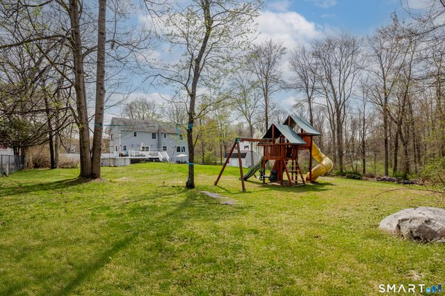 16-A Westview Trail, New Fairfield, CT 06812