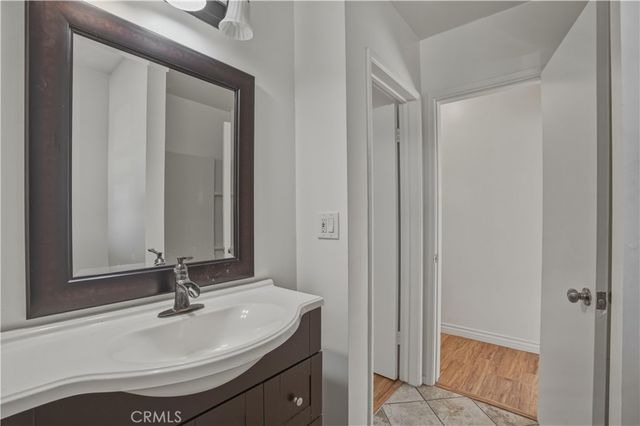 14808 Aztec, Sylmar, CA 91342