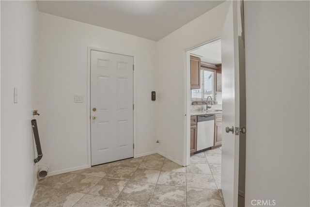 14808 Aztec, Sylmar, CA 91342