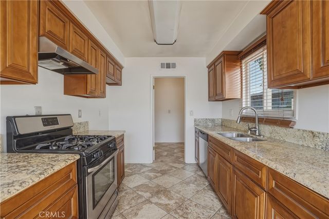 14808 Aztec, Sylmar, CA 91342