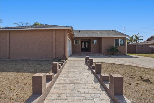 14808 Aztec, Sylmar, CA 91342