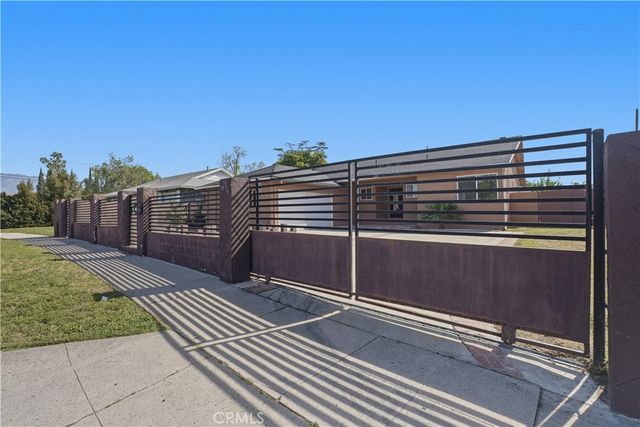 14808 Aztec, Sylmar, CA 91342