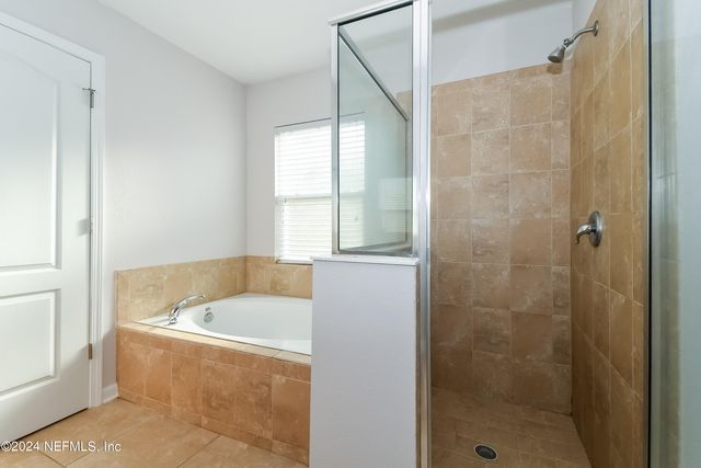 8831 WESTON LIVING Way, Jacksonville, FL 32222