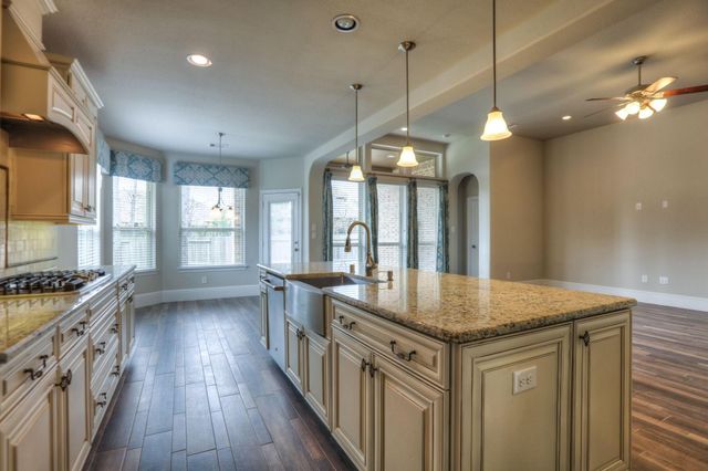 19 Cohasset Place, Tomball, TX 77375