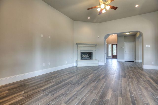 19 Cohasset Place, Tomball, TX 77375
