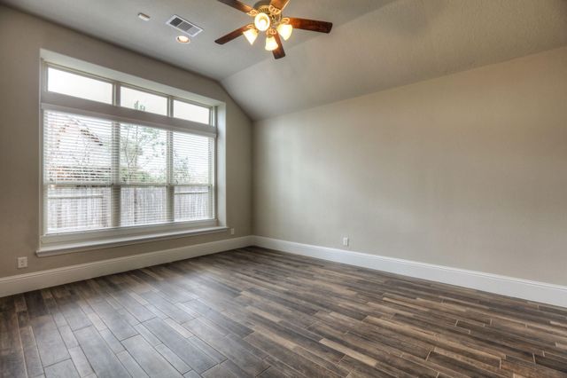 19 Cohasset Place, Tomball, TX 77375