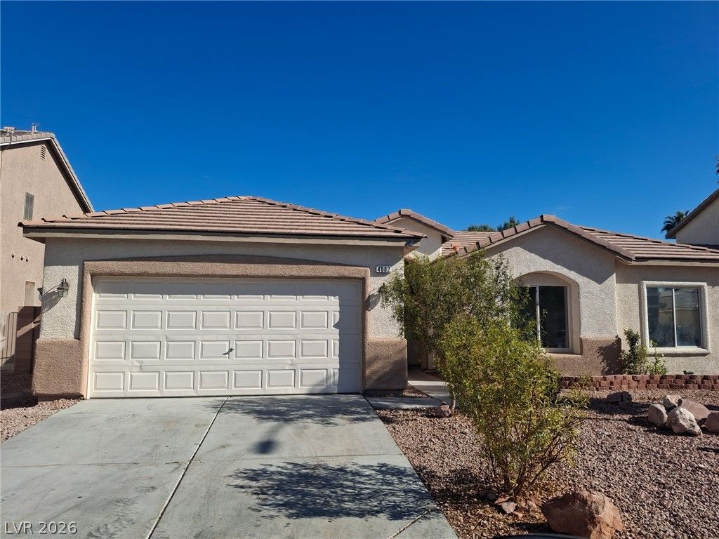 4002 Champagne Wood Drive, North Las Vegas, NV 89031 — exterior