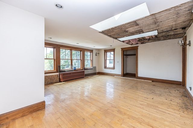 29 Gorham St, Chelmsford, MA 01824