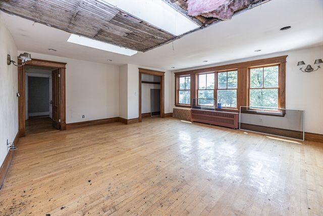 29 Gorham St, Chelmsford, MA 01824