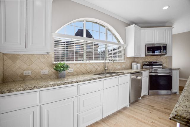 2700 Club Ridge Drive 2, Lewisville, TX 75067