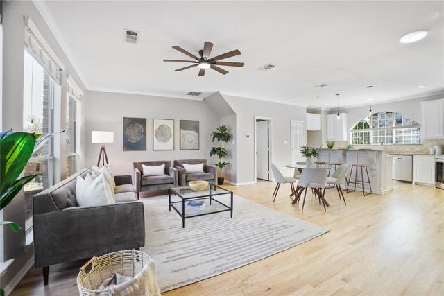 2700 Club Ridge Drive 2, Lewisville, TX 75067