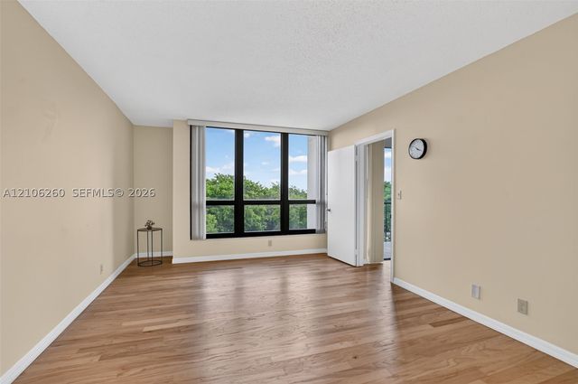 5951 Wellesley Park Dr 508, Boca Raton, FL 33433