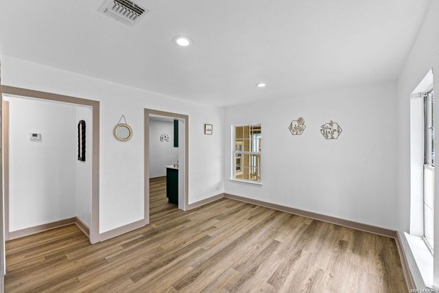 250 Koehler, San Antonio, TX 78223