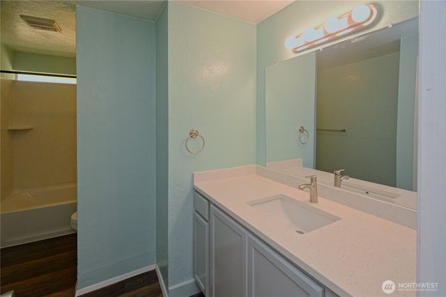 11410 Prairie Court SE, Olympia, WA 98513