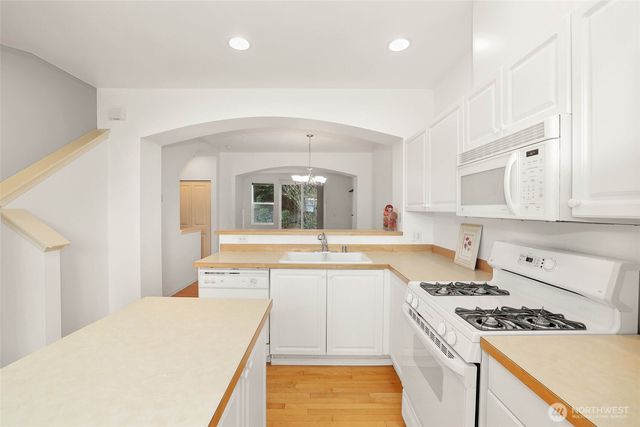 22609 42nd Place S, Kent, WA 98032