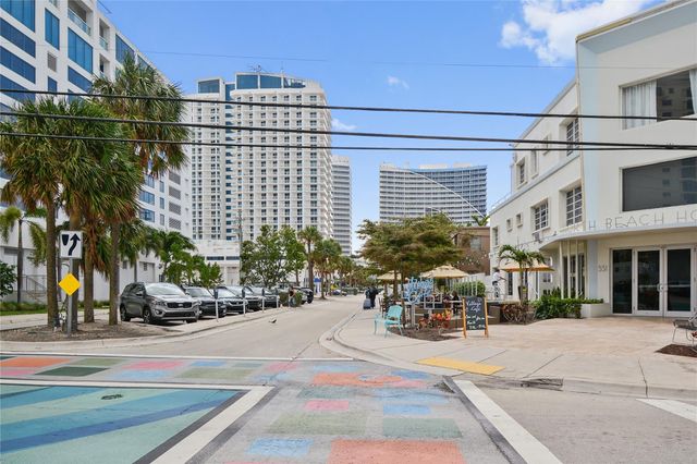 3003 Terramar Street 205, Fort Lauderdale, FL 33304