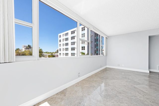 3003 Terramar Street 205, Fort Lauderdale, FL 33304