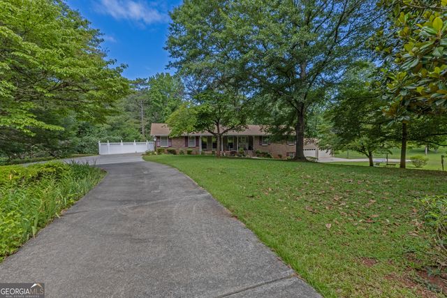 183 Inman Road, Fayetteville, GA 30215
