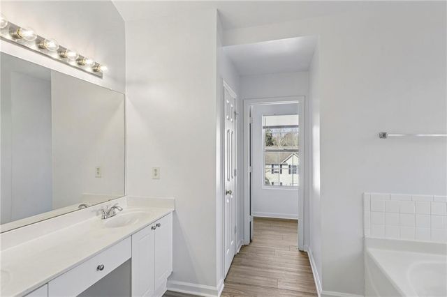 5896 Village Loop, Fairburn, GA 30213