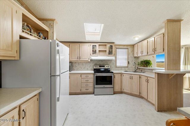 24725 N Patricia Road, Paulden, AZ 86334