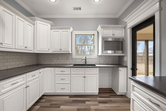 5457 Viney Creek Cove, Jonesboro, AR 72404