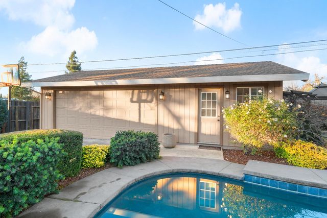 5001 Boyd Dr, Carmichael, CA 95608