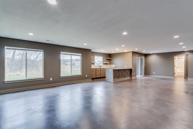 3413 S capri, Wichita, KS 67210