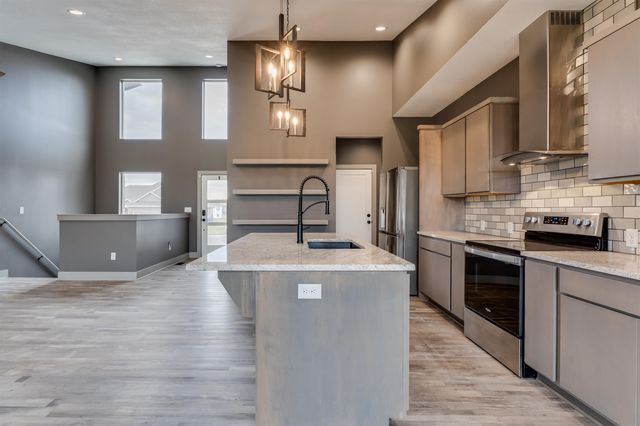 3413 S capri, Wichita, KS 67210