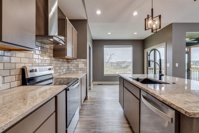 3413 S capri, Wichita, KS 67210