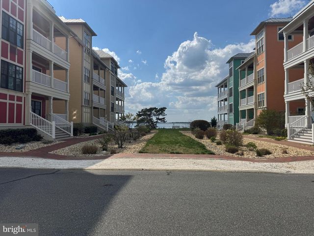 8 SHORE POINT DR, Ocean City, MD 21842