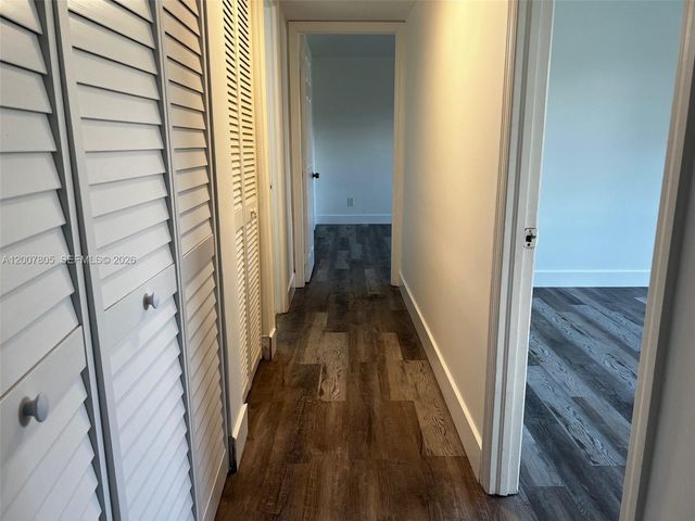 8411 NW 8th Street 105, Miami, FL 33126